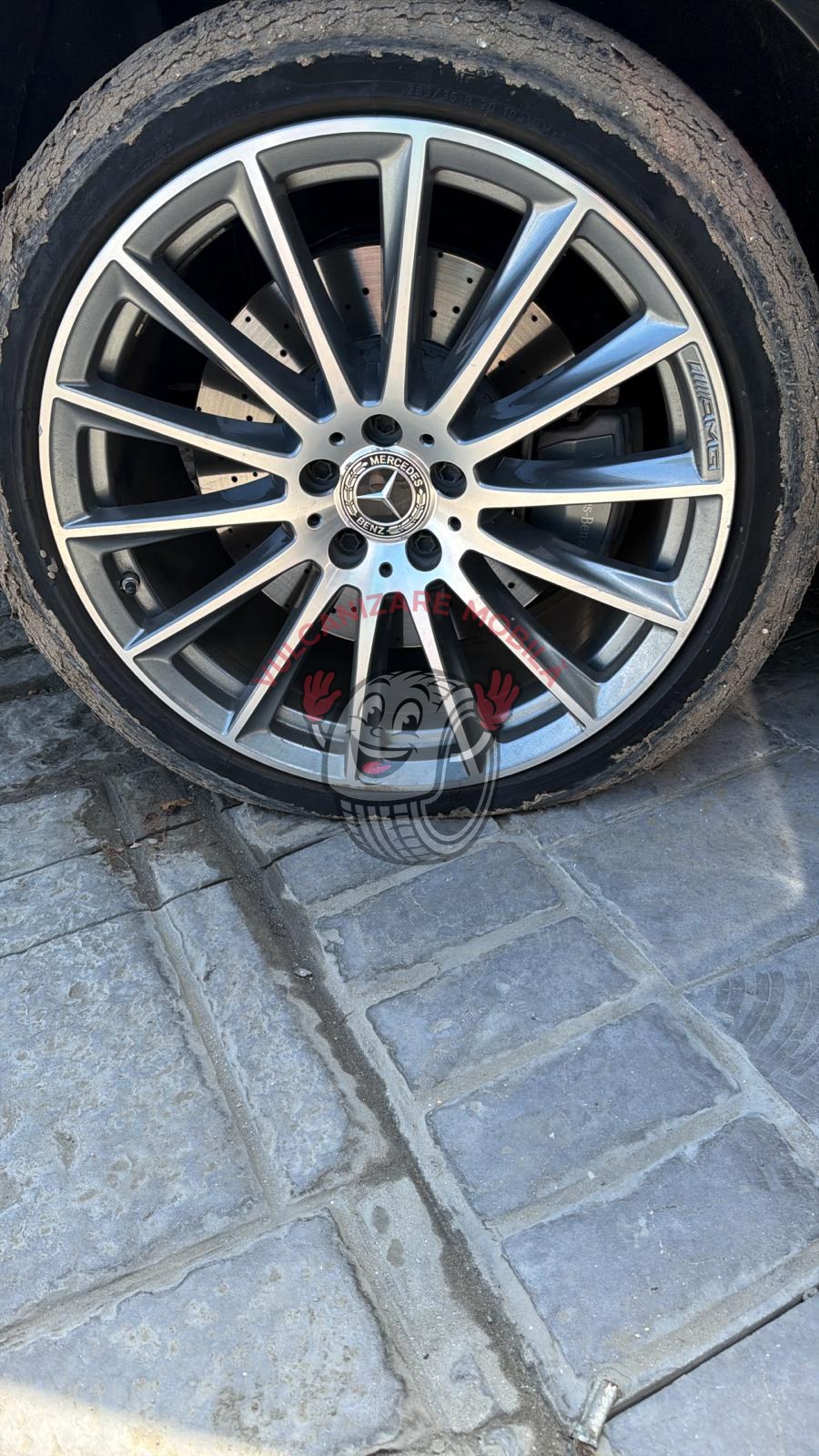 Vulcanizare mobilă în Wave 1 Promenada Apartments