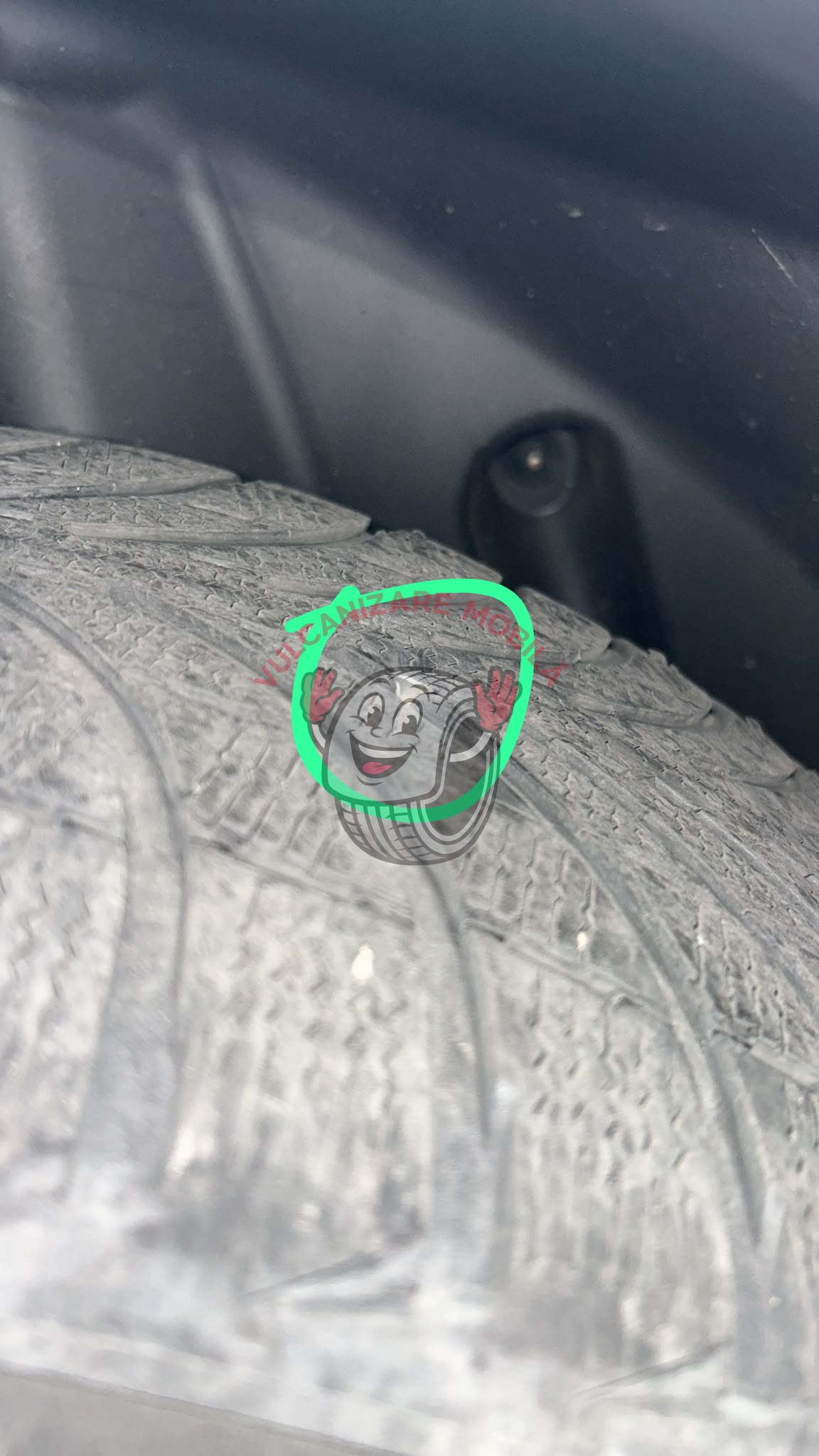 Vulcanizare mobilă în Valea Lupului