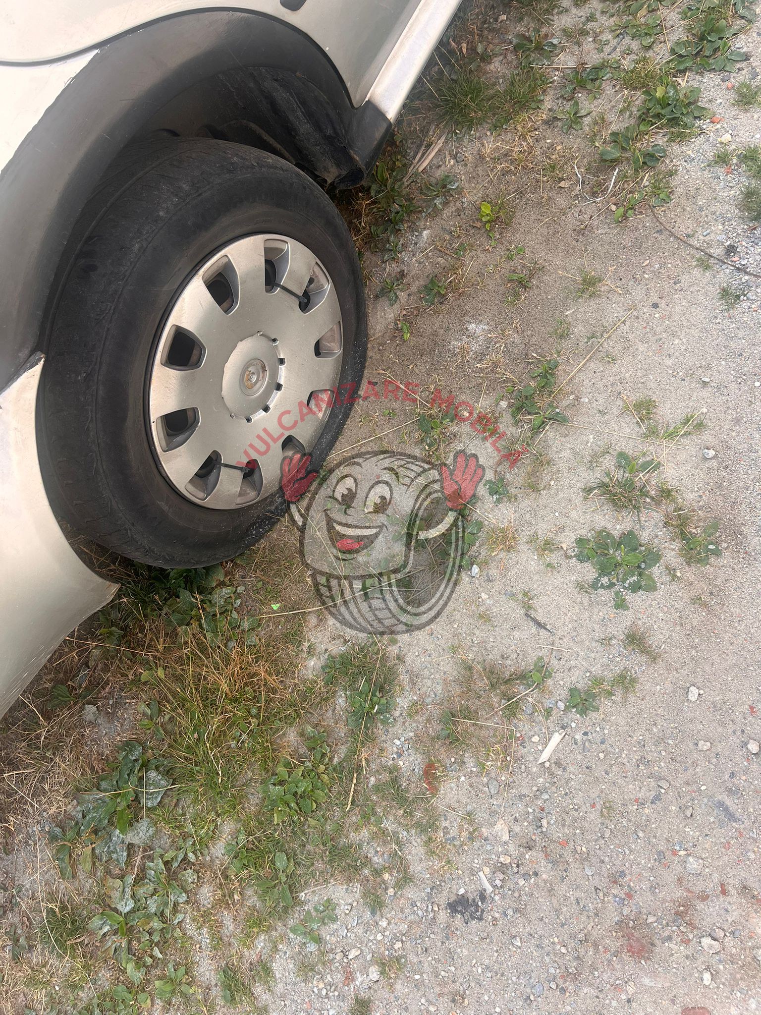 Vulcanizare mobilă în Poiana Sibiului