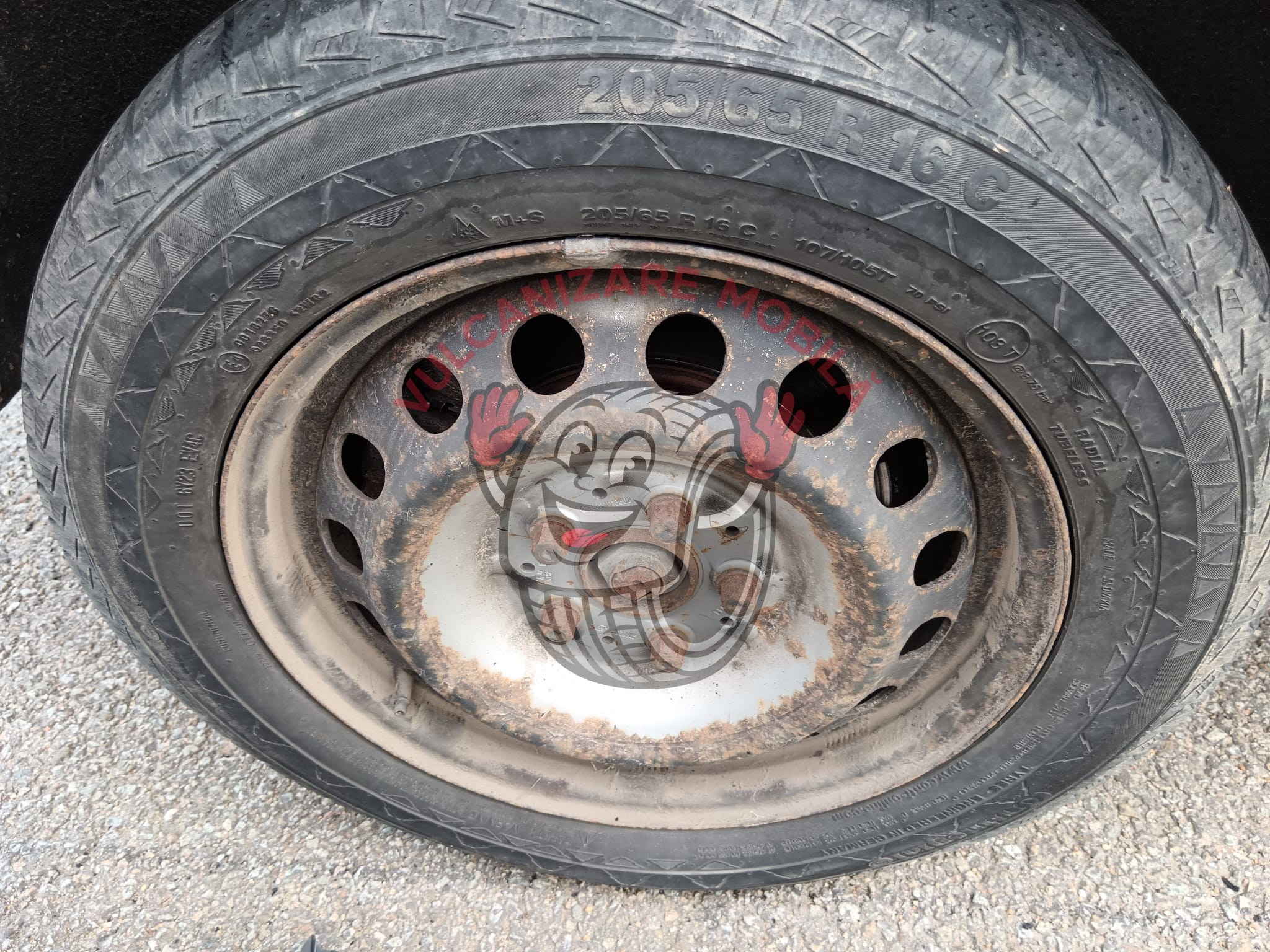 Vulcanizare mobilă în Craiova