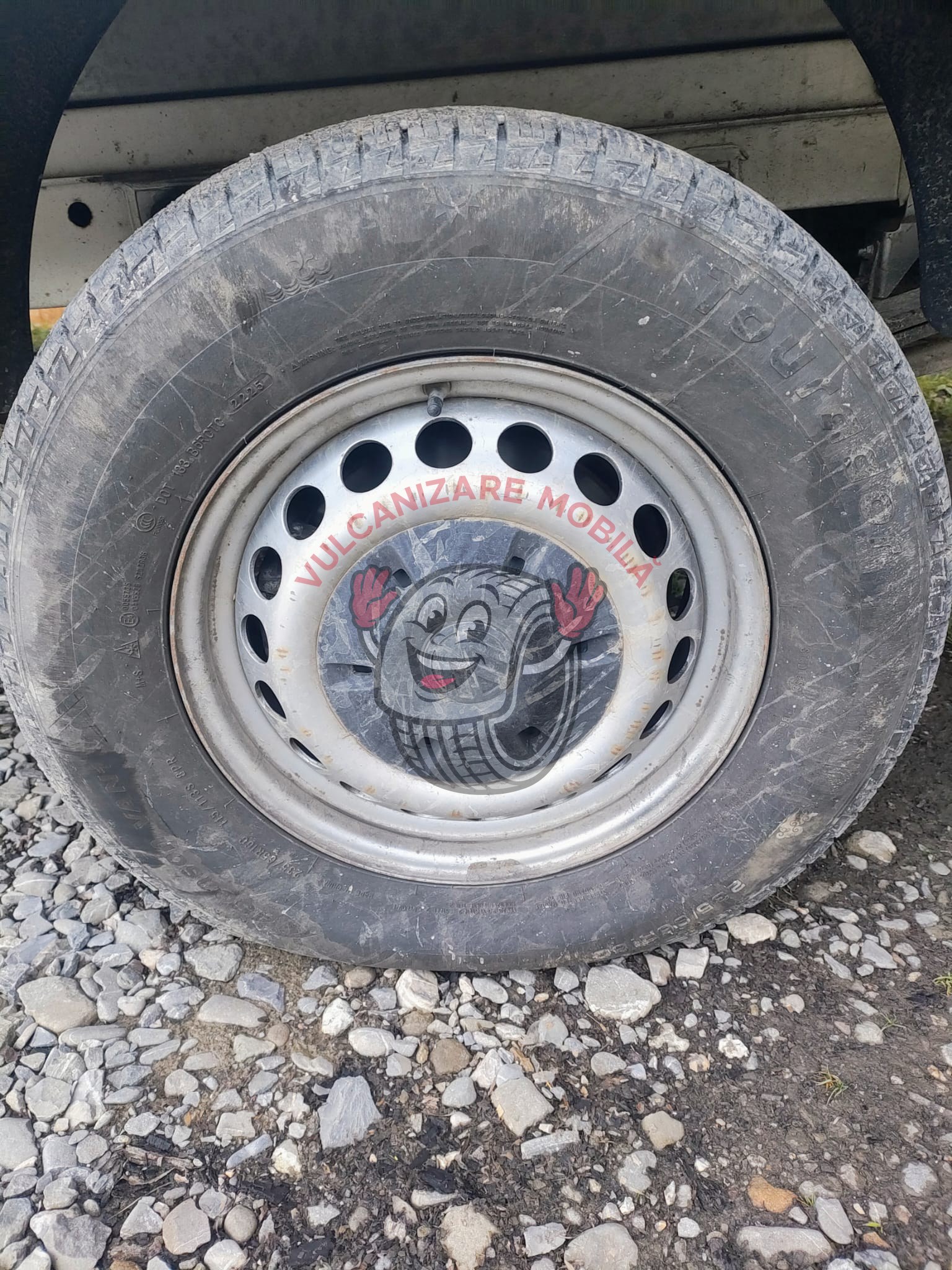 Vulcanizare mobilă în Cabana Izvoarele Doftanei