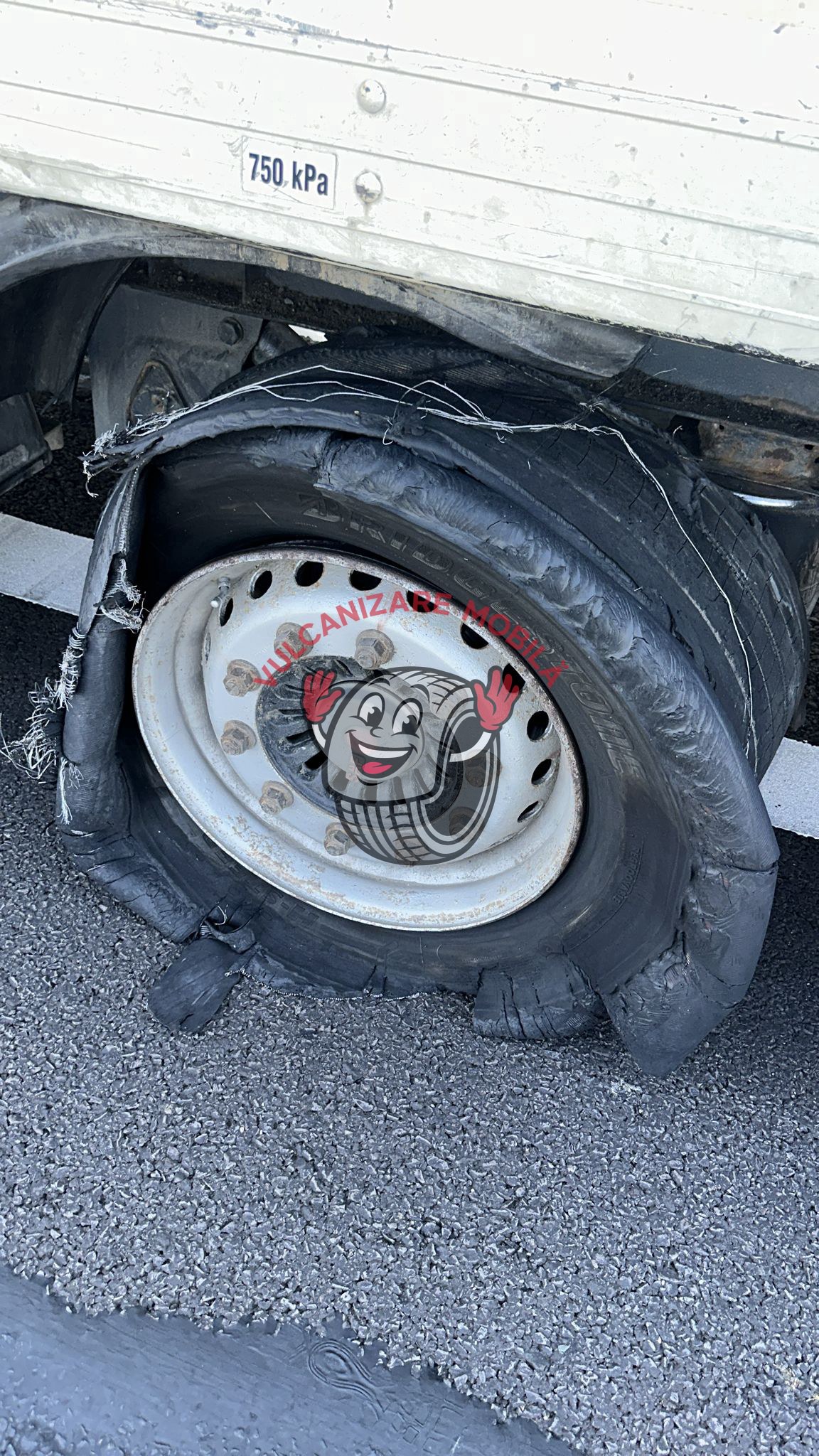 Vulcanizare mobilă în 44.771533